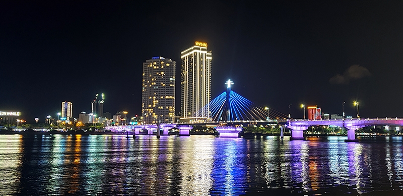 Tin tức trong ngày 3/4: Thí điểm chương trình Danang by night, khởi động kinh tế đêm