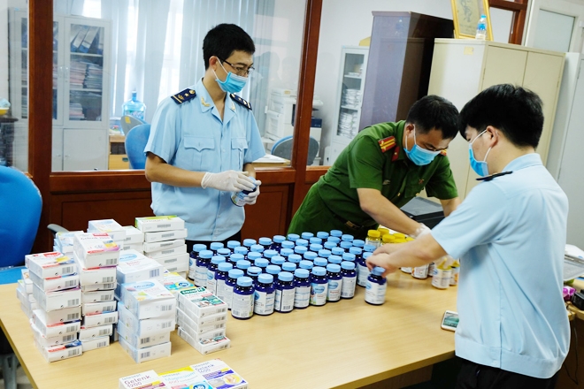 Tin tức trong ngày 21/5: Khen thưởng 3 tập thể có thành tích xuất sắc trong chuyên án bắt giữ ma túy