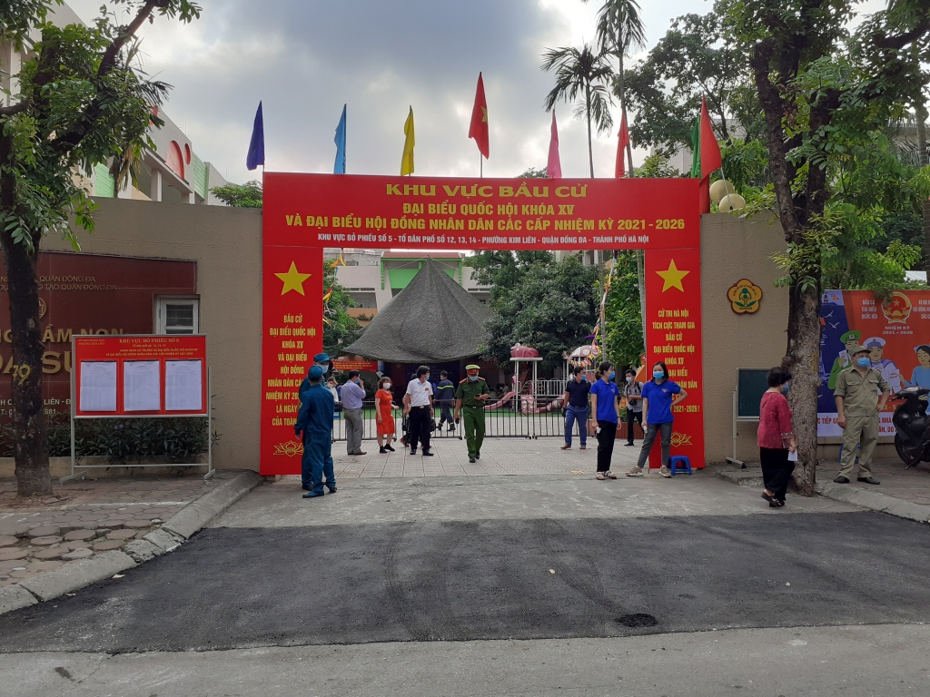 Khu vực bỏ phiếu số 5, phường Kim Liên, quận Đống Đa, TP Hà Nội
