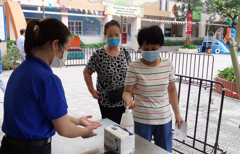 Tăng cường công tác khám, phát hiện, điều trị ca bệnh COVID-19