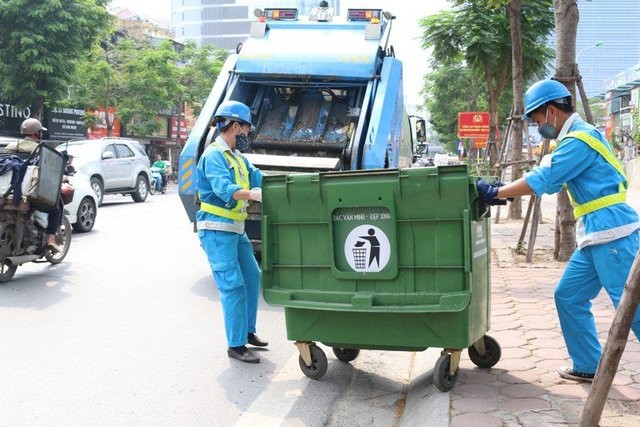 Hà Nội hoàn thành vận chuyển rác thải tồn đọng