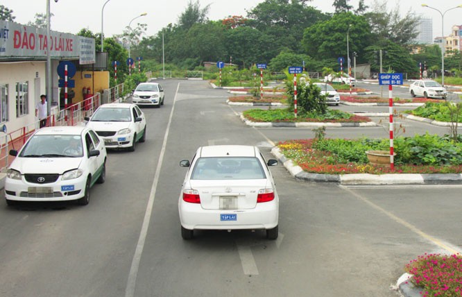 Tổng cục Đường bộ yêu cầu kiểm soát chặt quy trình sát hạch lái xe