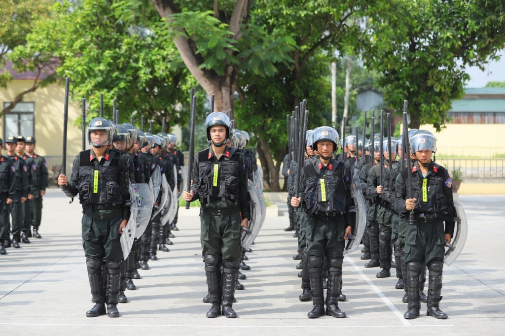 Chiến sỹ trẻ Cảnh sát cơ động rèn luyện võ nghệ sẵn sàng ra quân làm nhiệm vụ