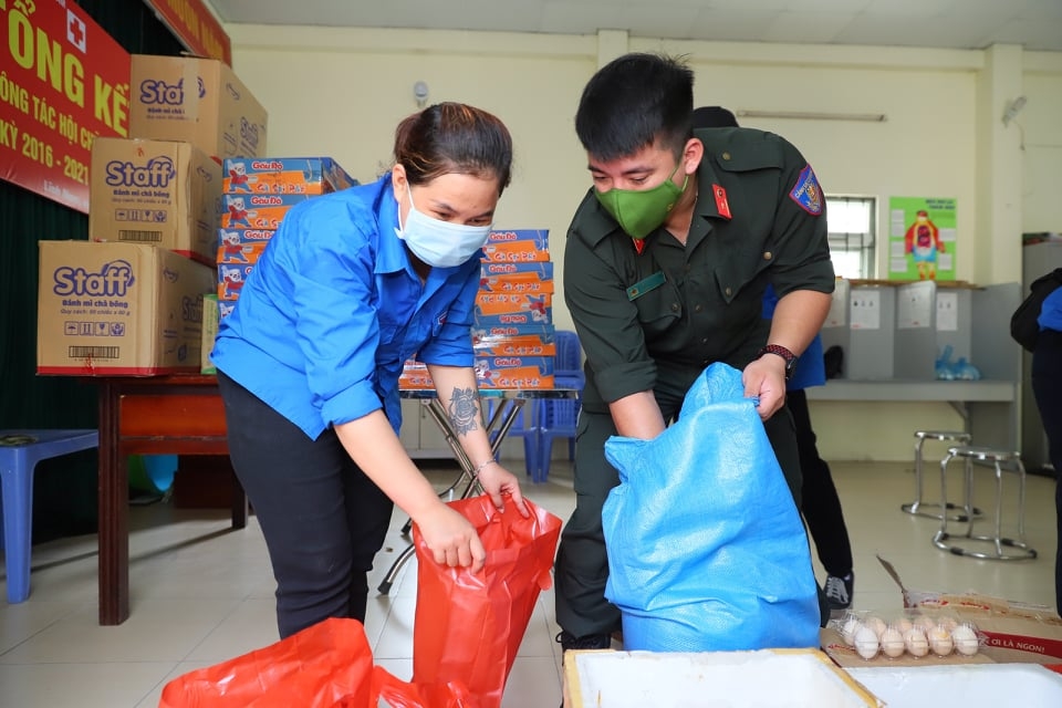Lan tỏa tinh thần sẻ chia trong mùa dịch