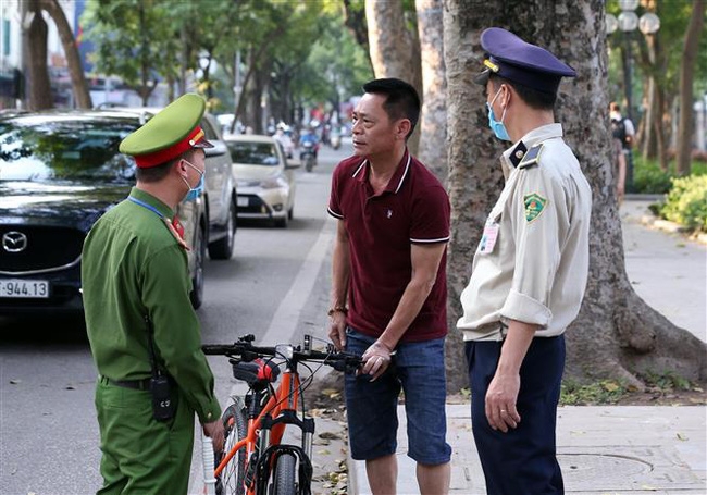 Hà Nội: Xử phạt gần 1,4 tỷ đồng trong ngày thứ 14 giãn cách xã hội