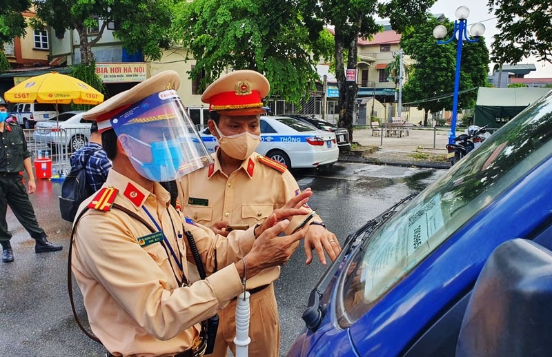Hà Nội: Kiểm soát hơn 10.500 lượt phương tiện ra vào thành phố