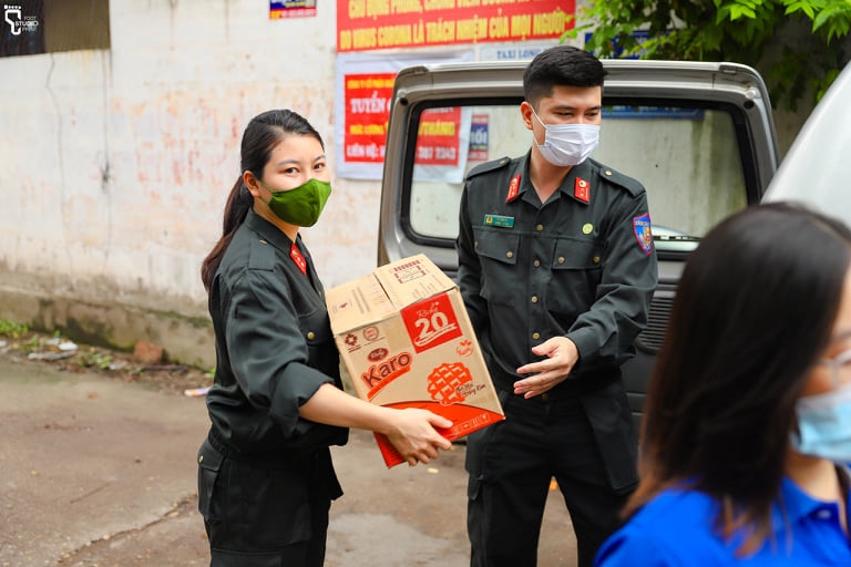 “Bông hồng thép” của lực lượng đặc nhiệm Cảnh sát cơ động