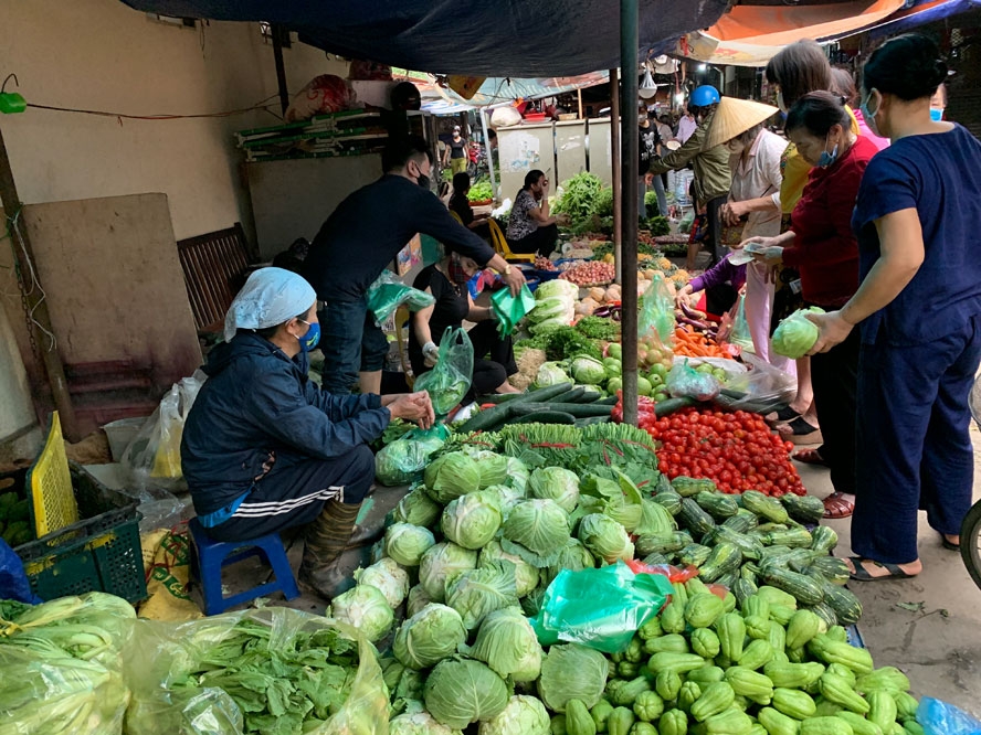 Phòng, chống dịch bệnh Covid-19: Nhiều người dân vẫn lơ là, không đeo khẩu trang nơi công cộng