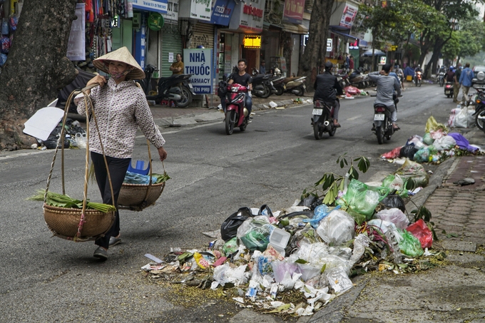 Sức ép rác thải sinh hoạt đô thị ngày càng tăng