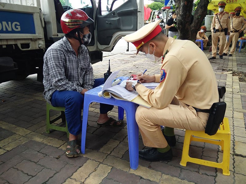 “Mạnh tay” xử lý các lỗi vi phạm giao thông liên quan đến nồng độ cồn