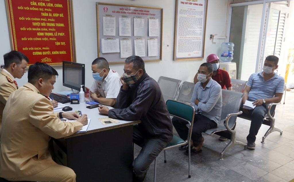 Hà Nội tăng cường xử lý các phương tiện vi phạm giao thông