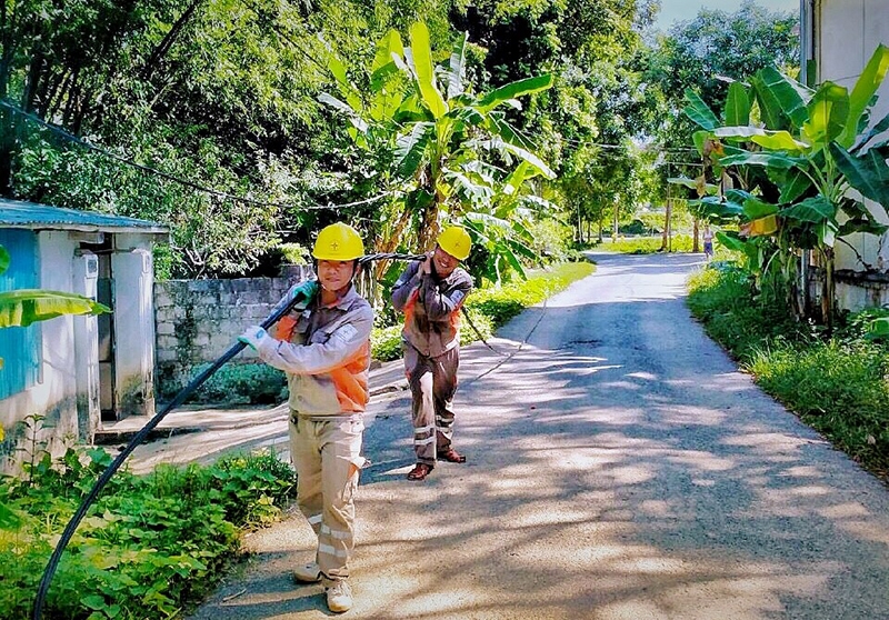 Công ty Điện lực Thanh Hóa phấn đấu hết mình vì dòng điện Tổ quốc