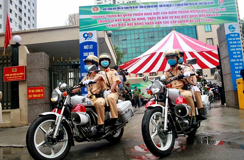 Lực lượng đoàn viên thanh niên Công an TP Hà Nội ra quân đảm bảo ANTT bầu cử Quốc hội khóa XV và đại biểu HĐND các cấp nhiệm kỳ 2021 - 2026