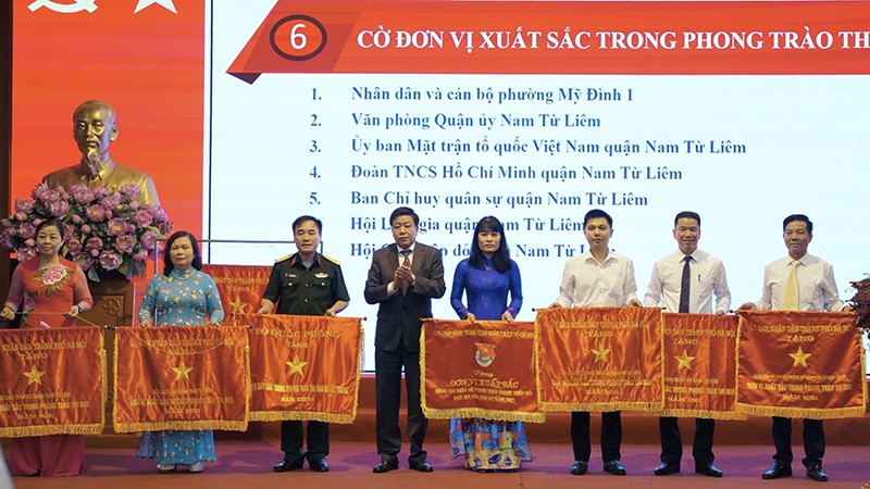 Quận Nam Từ Liêm (Hà Nội): Nhiều tập thể, cá nhân nhận bằng khen của Thủ tướng Chính phủ