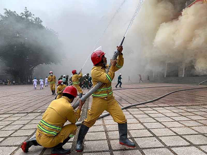 Quận Hoàn Kiếm tổ chức diễn tập phương án chữa cháy và cứu nạn cứu hộ năm 2022