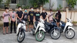 Xử phạt 9 thanh thiếu niên điều khiển xe máy lạng lách, đánh võng tại quận Bắc Từ Liêm