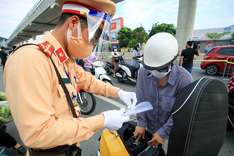 Giao thông ổn định, không ùn tắc, kiểm soát chặt các chốt vào 