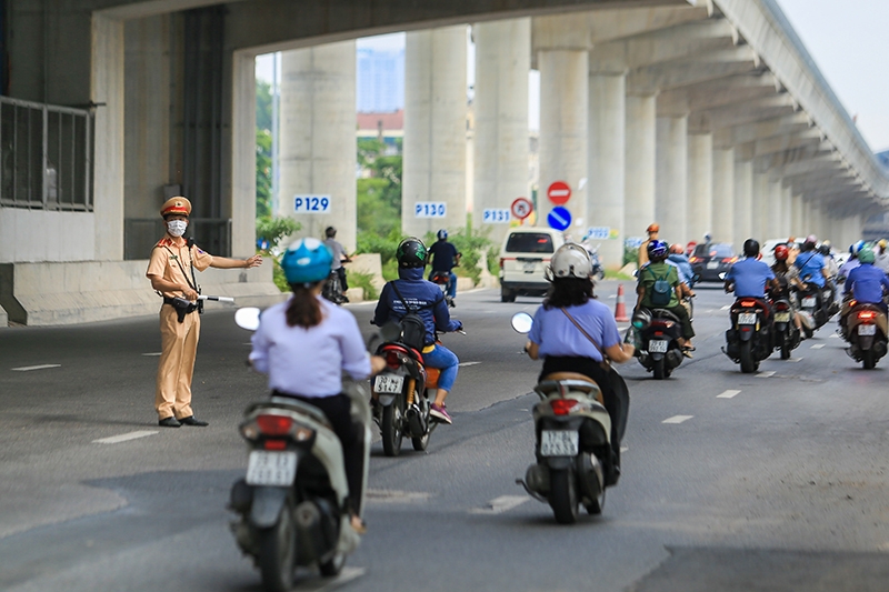 Giao thông ổn định, không ùn tắc, kiểm soát chặt các chốt vào 