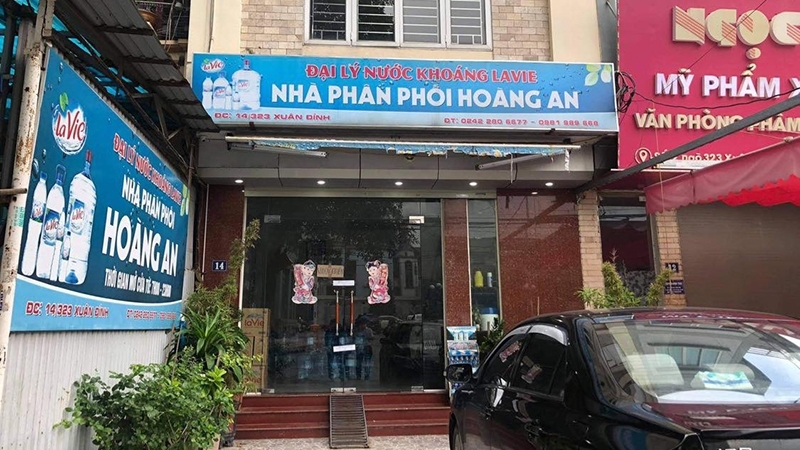 Hàng xóm bất ngờ khi nghe tin bé gái 6 tuổi nghi bị bạo hành tử vong