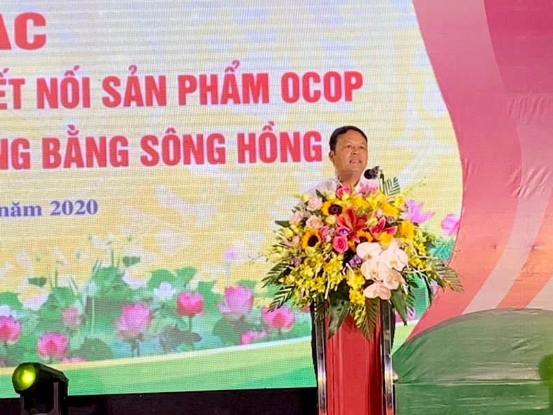 Ông Tạ Văn Tường – Phó Giám đốc Sở Nông nghiệp và phát triển nông thôn Hà Nội phát biểu khai mạc sự kiện