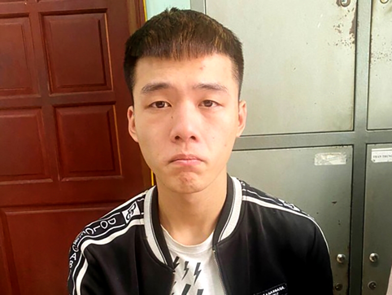 Nguyễn Đức Huy đang bị tạm giữ hình sự để điều tra việc cướp tài sản của xe ôm công nghệ