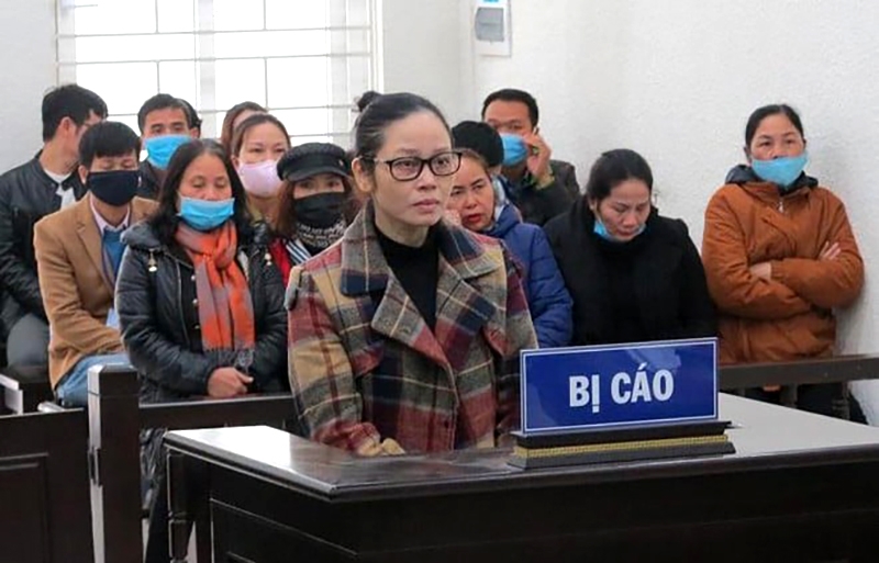 Bị cáo Nguyễn Thị Lan trong phiên xét xử vụ án lừa đảo chiếm đoạt tài sản ngày 21/12