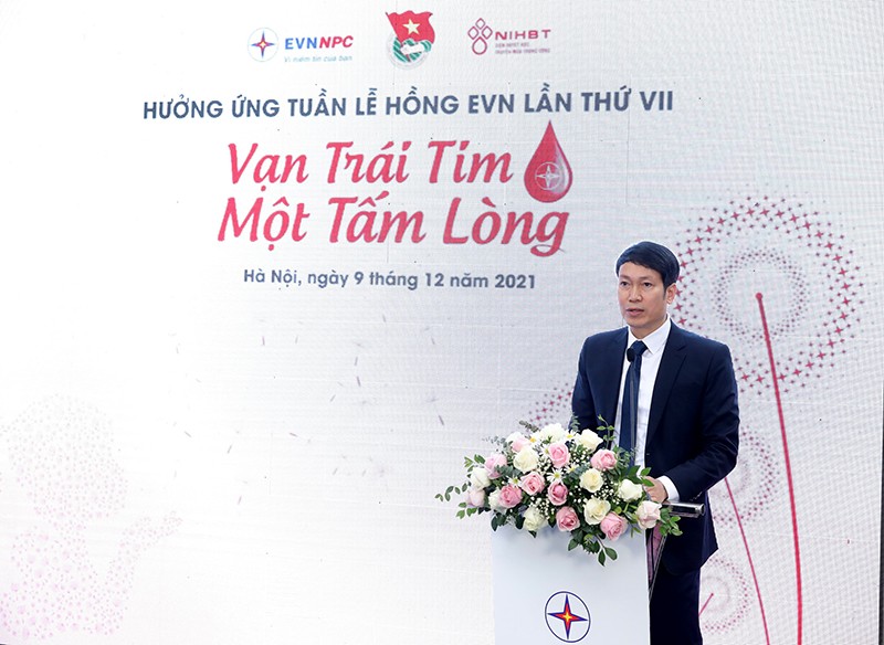 Ông Phan Tử Lượng - Phó Tổng giám đốc, Thủ trưởng cơ quan Tổng công ty Điện lực miền Bắc phát biểu tại chương trình