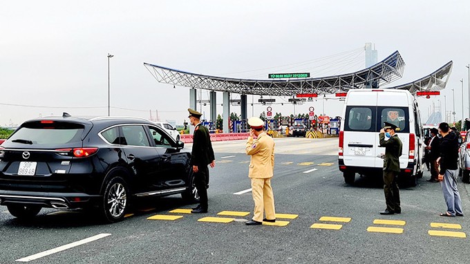 Quảng Ninh: Dừng hoạt động các chốt kiểm soát dịch ra vào tỉnh từ 00 giờ ngày 9/1/2022.