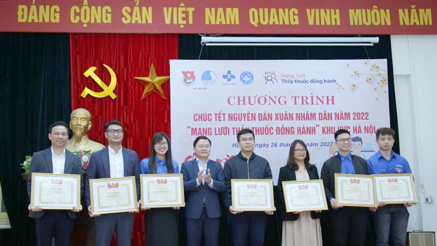 Mạng lưới Thầy thuốc đồng hành Hà Nội thực hiện 107.559 cuộc gọi chăm sóc F0