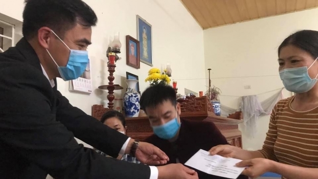 Đoàn Thanh niên, Công đoàn Đại học Sư phạm TDTT Hà Nội hỗ trợ trẻ em nghèo đón Tết