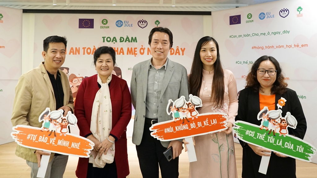 Các diễn giả tham dự tọa đàm