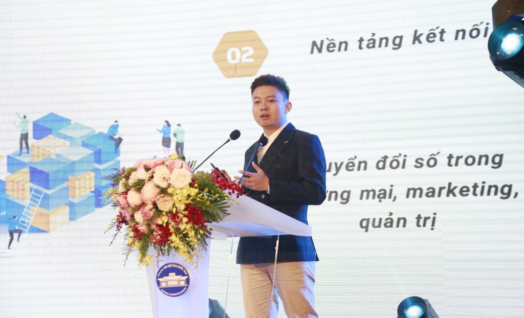 Ông Hà Tuấn Khang - Giám đốc Trung tâm Công nghệ - Marketing  Công ty Cổ phần Tập đoàn Meey Land phát biểu tại sự kiện