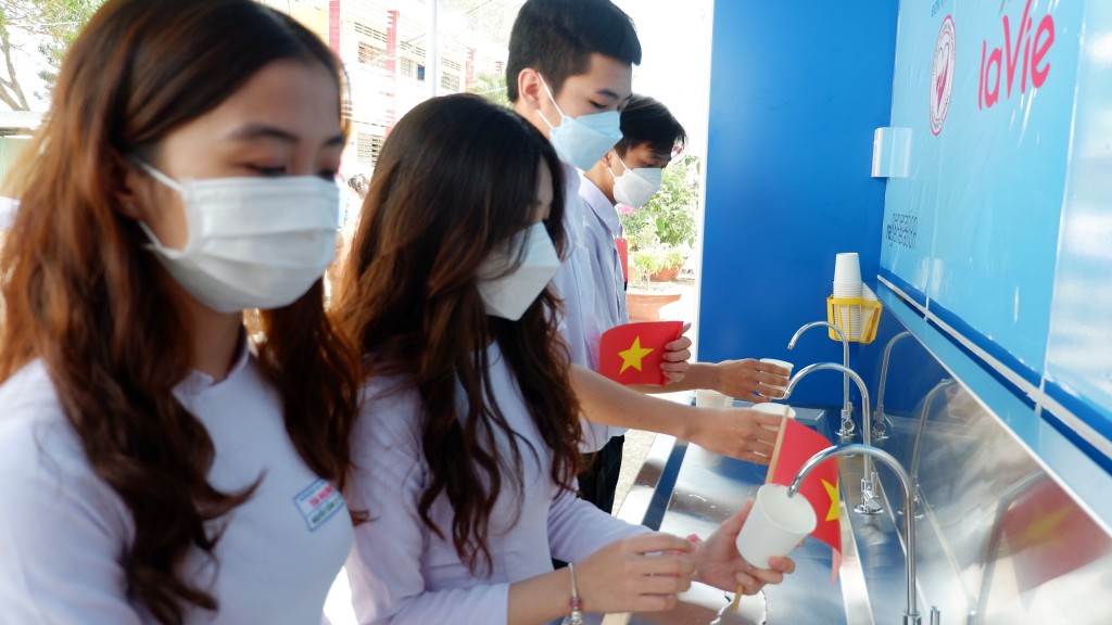 La Vie hỗ trợ hệ thống nước uống trực tiếp đến Trường THPT Tân Hưng