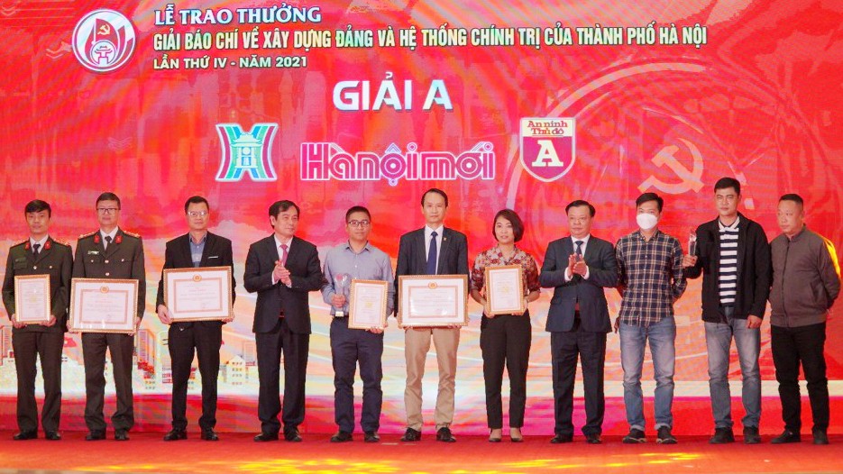 67 tác phẩm xuất sắc là chất liệu thực tiễn phong phú, sinh động đóng góp cho sự phát triển của Thủ đô