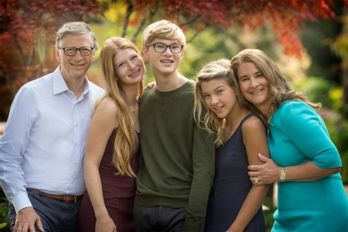 Vợ chồng tỷ phú Bill Gates bất ngờ tuyên bố ly hôn sau 27 năm chung sống
