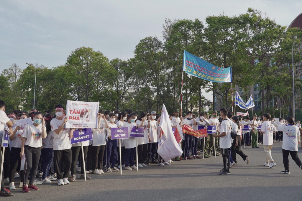 Khai mạc giải chạy “Vì môi trường không khói thuốc”