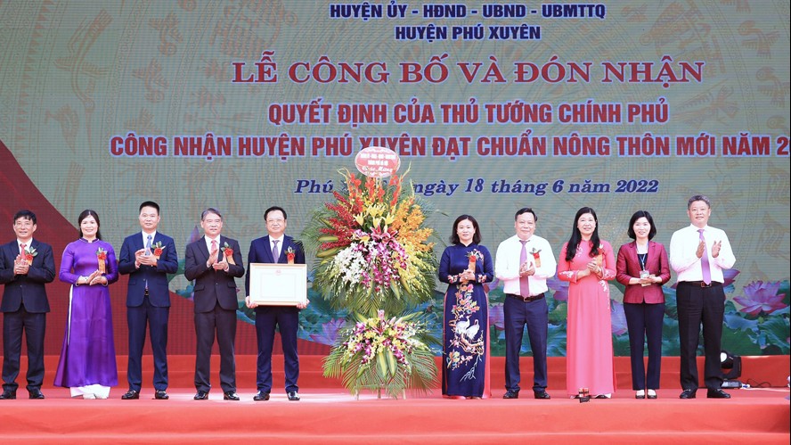 Phú Xuyên đón quyết định công nhận huyện Nông thôn mới năm 2020
