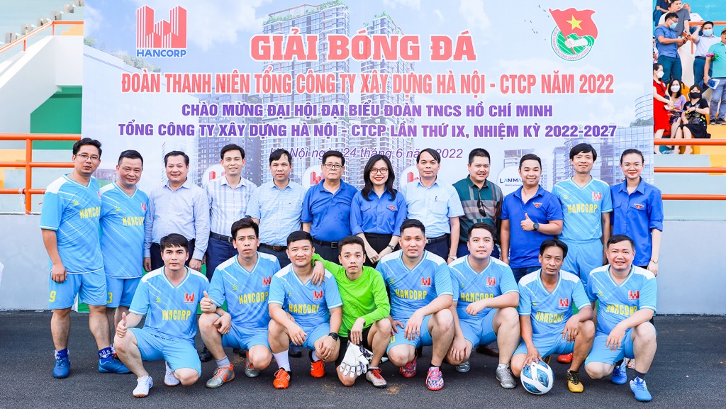 Khai mạc giải bóng đá Đoàn Thanh niên Tổng công ty Xây dựng Hà Nội