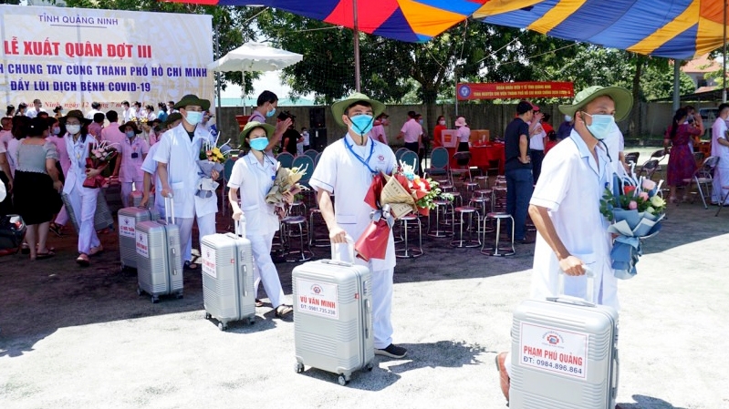 70 y, bác sĩ Quảng Ninh lên đường “chia lửa” cùng TP Hồ Chí Minh