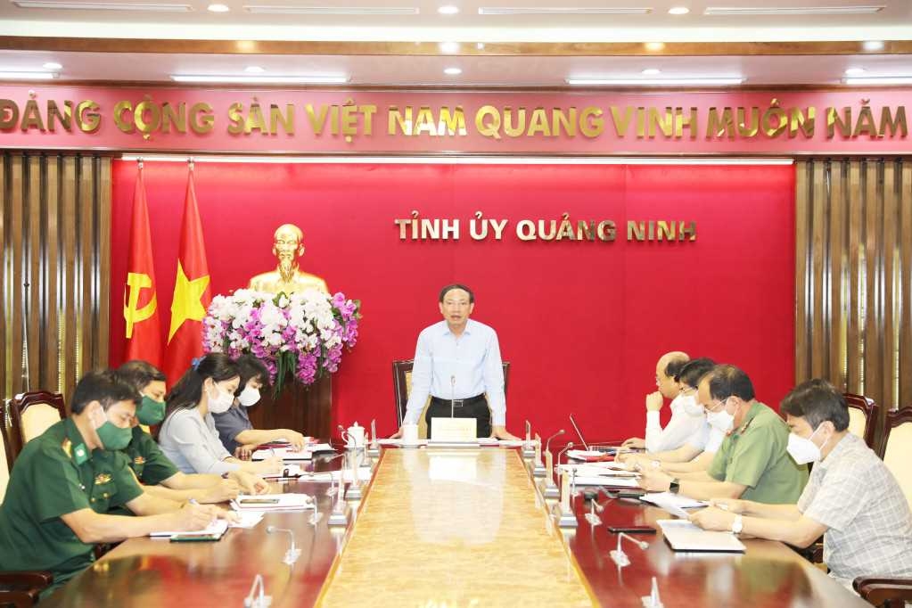 Đồng chí Nguyễn Xuân Ký phát biểu chỉ đạo tại cuộc họp.