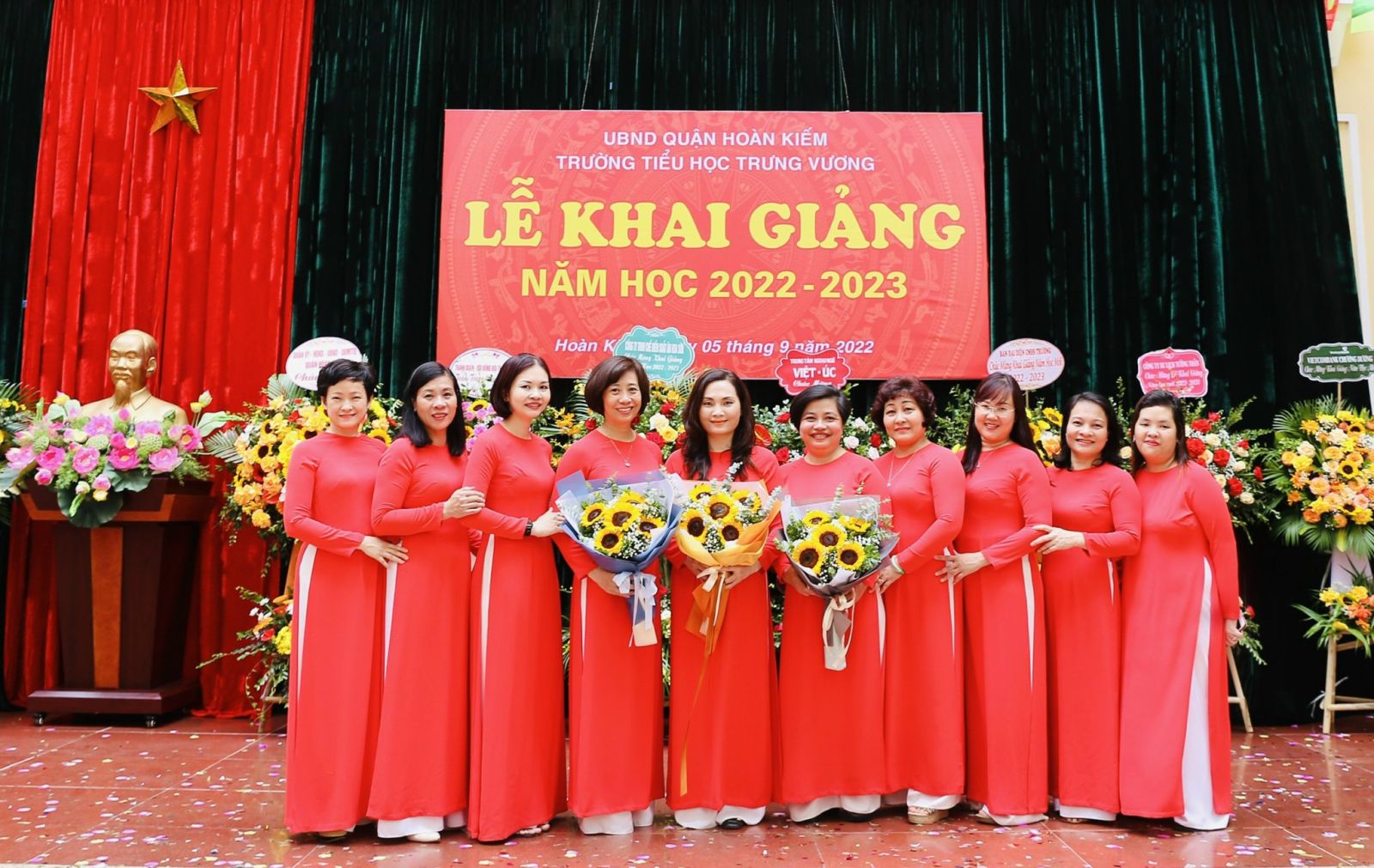 Niềm vui ngày khai trường năm học 2022-2023 của cán bộ, giáo viên, nhân viên và học sinh trường ...