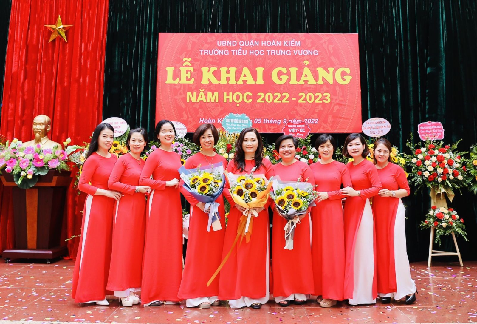 Niềm vui ngày khai trường năm học 2022-2023 của cán bộ, giáo viên, nhân viên và học sinh trường ... Niềm vui ngày khai trường năm học 2022-2023 của cán bộ, giáo viên, nhân viên và học sinh trường ...