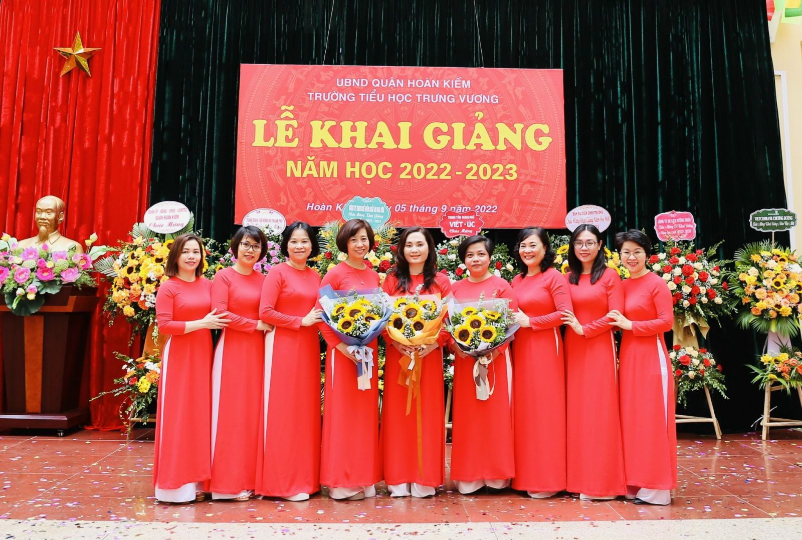 Niềm vui ngày khai trường năm học 2022-2023 của cán bộ, giáo viên, nhân viên và học sinh trường ...