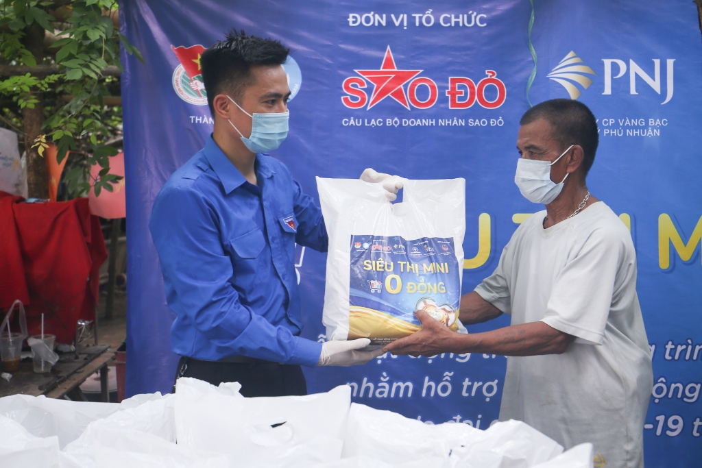 Triển lãm ảnh trực tuyến “Hà Nội - Những ngày không quên”