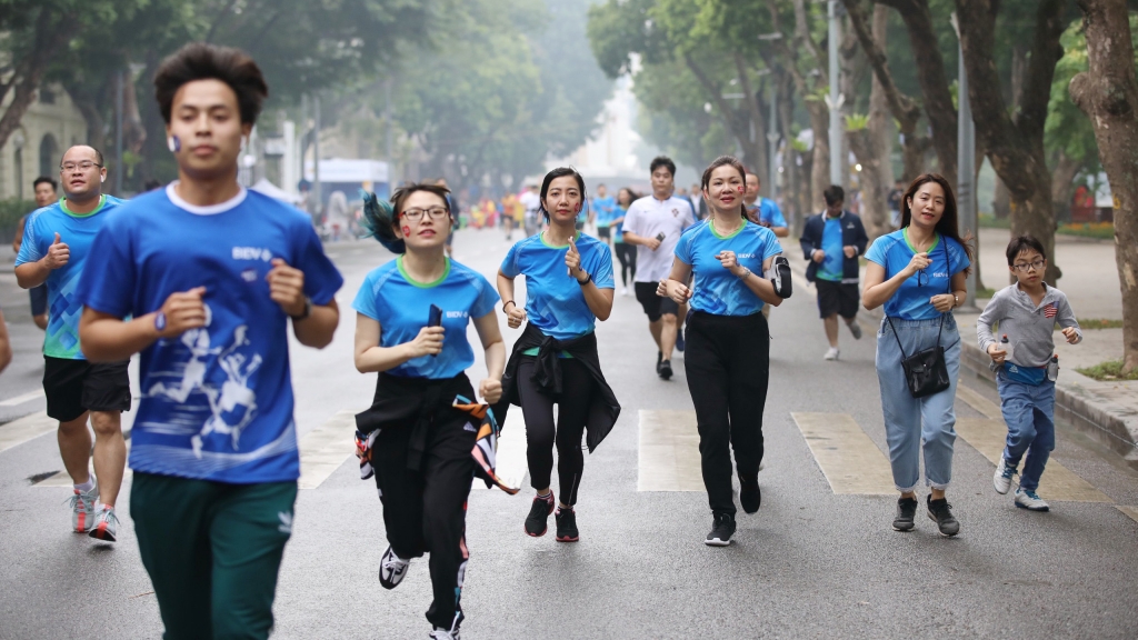 Gần 25 nghìn vận động viên tham gia giải chạy BIDV: “Tết ấm cho người nghèo - Vì miền Trung thương yêu”