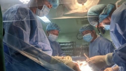 Phẫu thuật thành công hai bệnh nhân có bệnh lý tim nặng