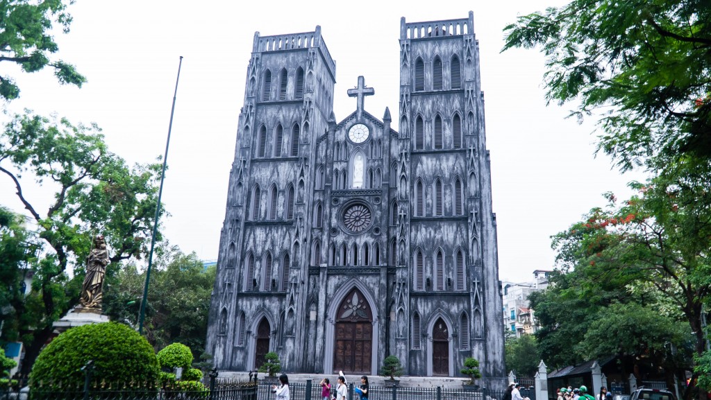 Nhà thờ Lớn Hà Nội "giữ màu thời gian" sau hơn 1 năm tu sửa