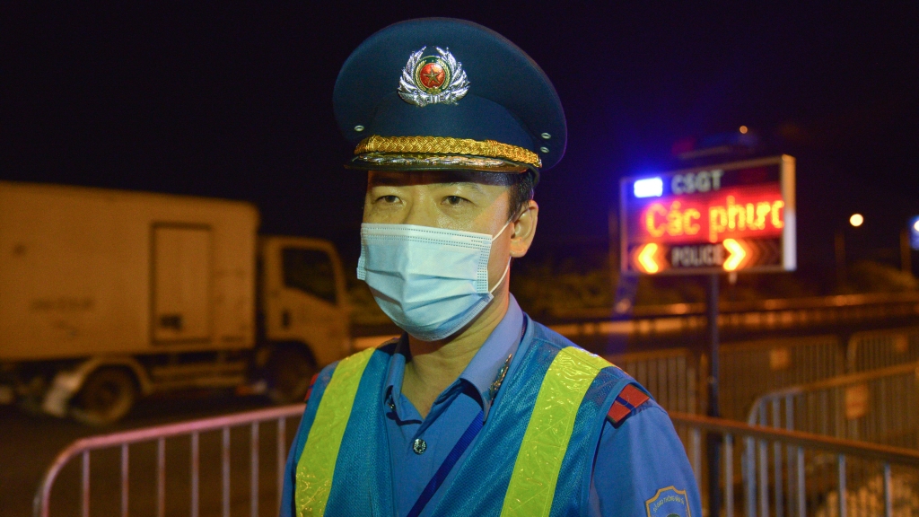 Đồng chí Dương Hồng Tiến, cán bộ Đội thanh tra giao thông vận tải quận Thanh Xuân