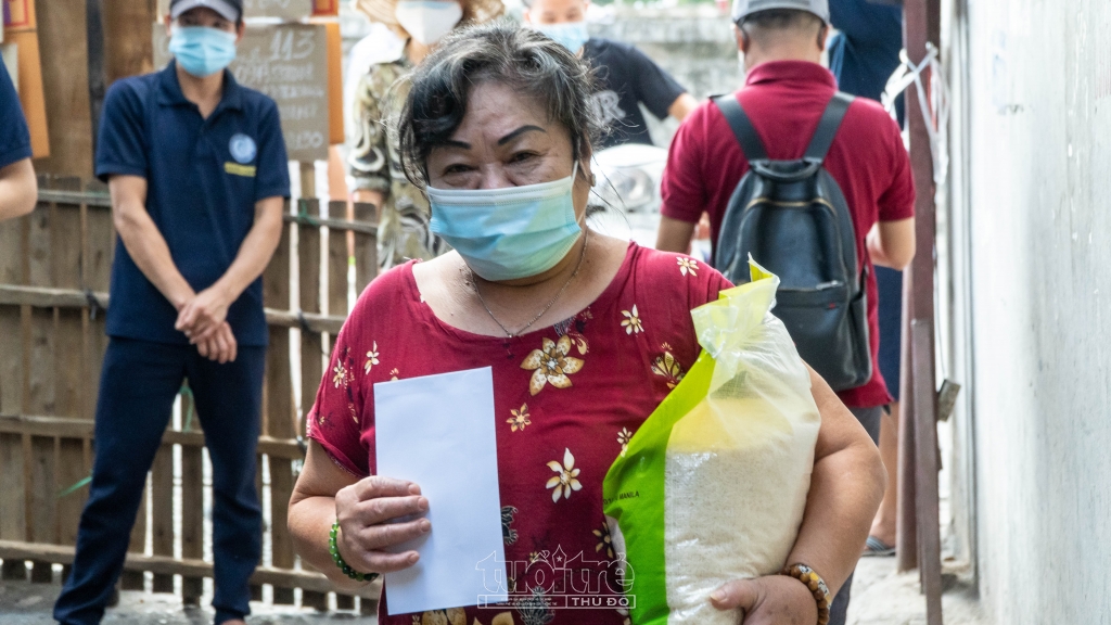 Món quà tuy nhỏ nhưng rất thiết thực trong thời điểm TP Hà Nội đang thực hiện giãn cách xã hội