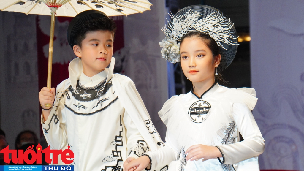 Hình ảnh áo dài chính là biểu tượng văn hóa, đi sâu vào trong tiềm thức của người dân Việt Nam